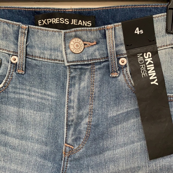 NWT Express destructed midrise jeans - Picture 2 of 13